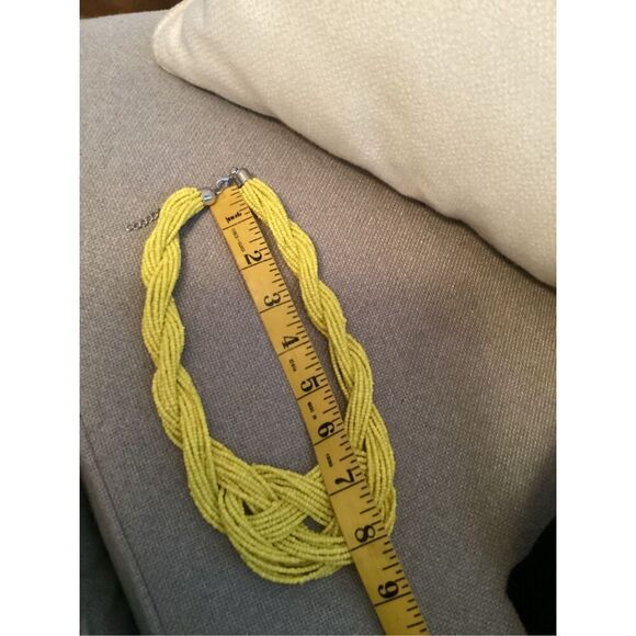 A Standing Ovation Necklace & Earrings Set - Picture 3 of 4